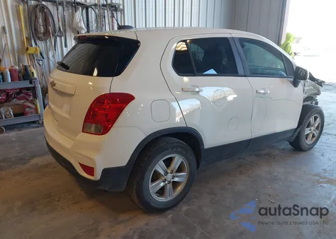 2019 Chevrolet Trax Ls from USA, damaged, VIN 3GNCJKSB2KL348917